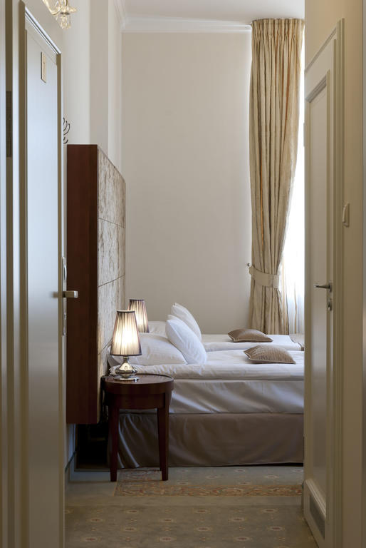 Hotel Willa Hueta Kielce Phòng bức ảnh